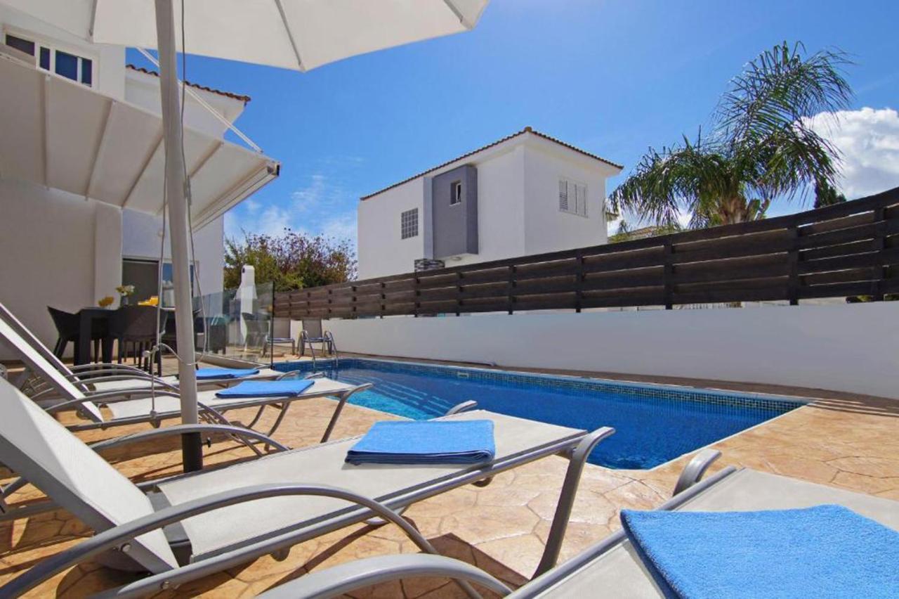 Elite Luxury Villa Paralímni Eksteriør bilde
