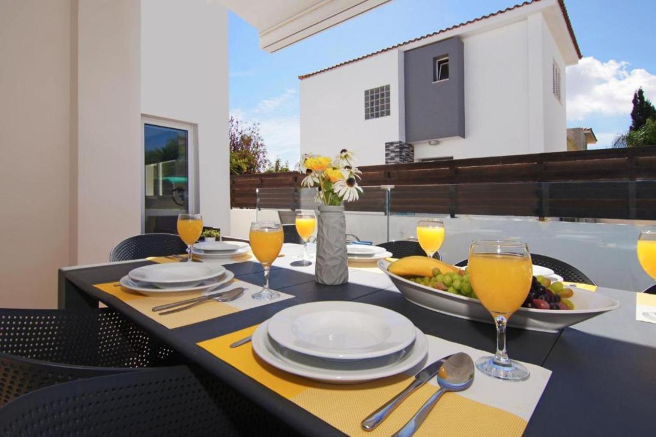 Elite Luxury Villa Paralímni Eksteriør bilde